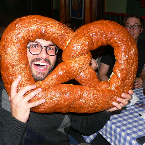 Another happy giant pretzel lover!